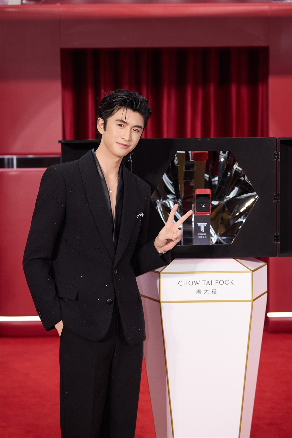 5 张云龙专属T&middot;MARK钻石印记定制项链.jpg