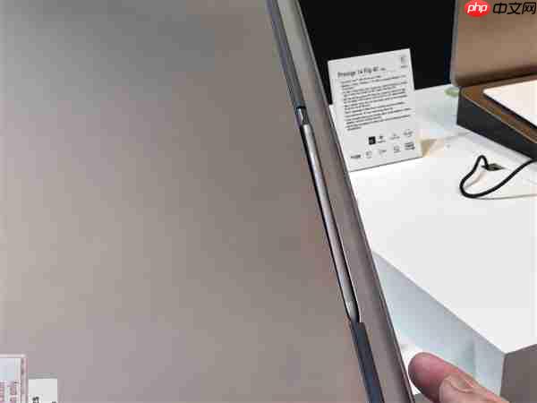 性能续航全都有！微星尊爵系列笔记本重磅更新：Intel旗舰芯、续航30小时+