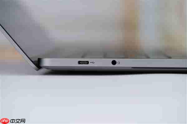 首发自研长江SoC！摩尔线程AIBOOK笔记本图赏