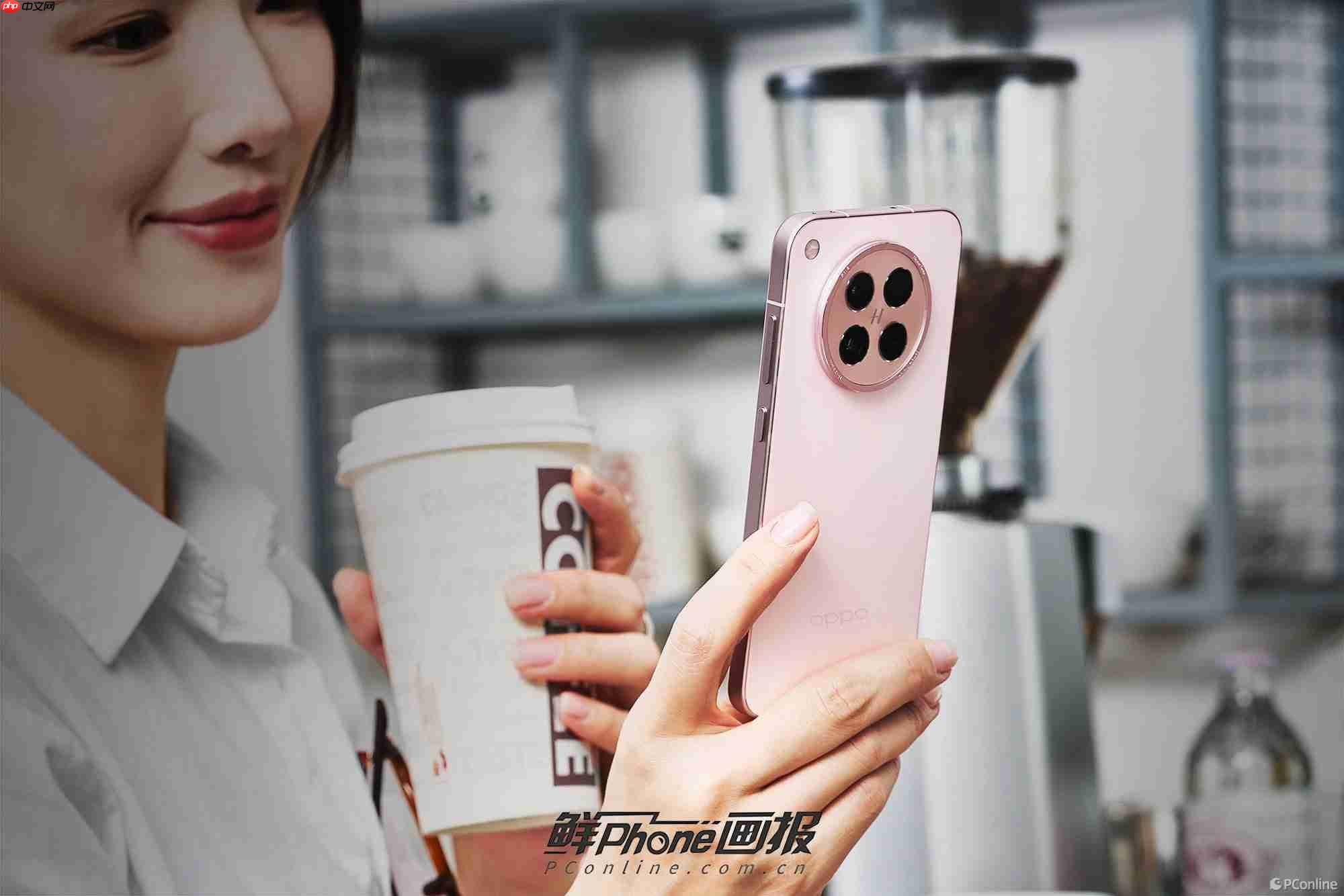 搭载双2亿镜头！6.3英寸小屏旗舰工程机满配暴击