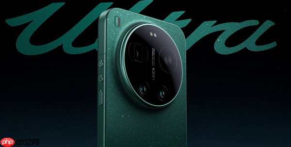 小米17 Ultra全新配色星空绿亮相！把浩瀚星空握在手中 超炫酷