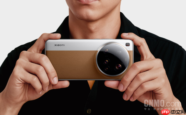 小米17 Ultra发布日期曝光 得物显示12月25日敬请期待