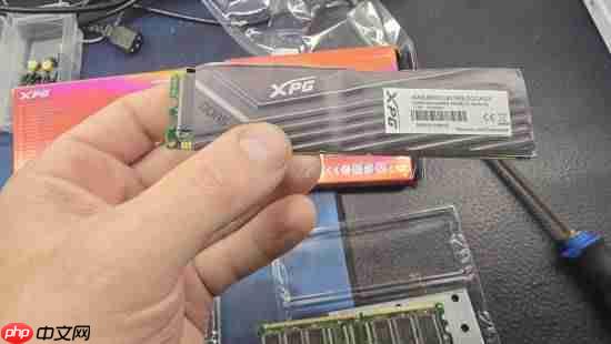 劣质DDR内存冒充DDR5？外国低级内存骗局被拆穿