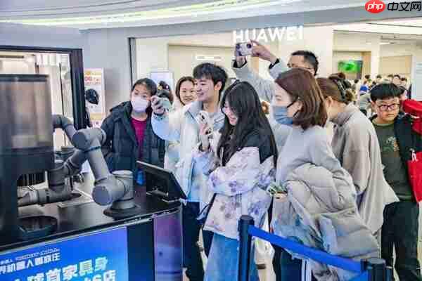 30万客流、900万订单额见证科技破圈ROBOTMALL合生汇快闪店圆满收官