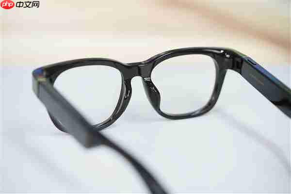 苹果首款智能眼镜Apple Glasses明年发布：无显示屏 类似Meta、小米