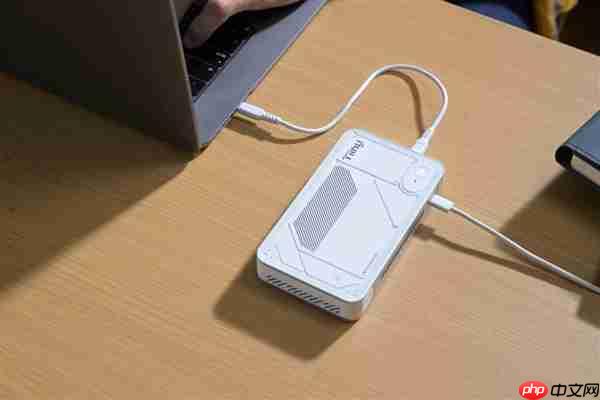 吉尼斯认证全球最小迷你AI超算发布！搭载12核CPU+80GB内存