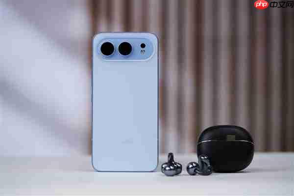 全新横向跑道式设计！荣耀500系列图赏