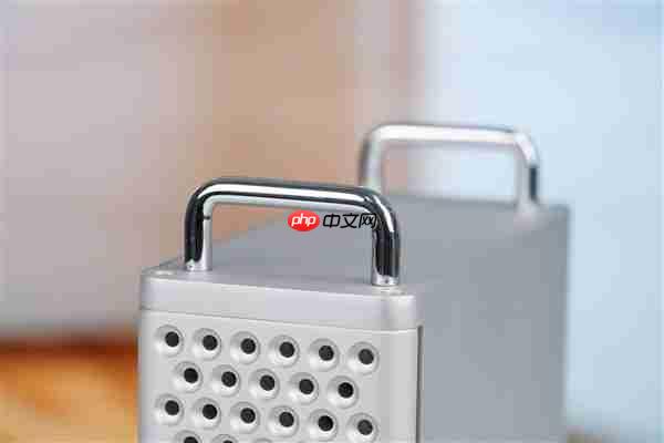 致敬苹果Mac Pro刨丝器！奥睿科Omini Pro迷你机图赏