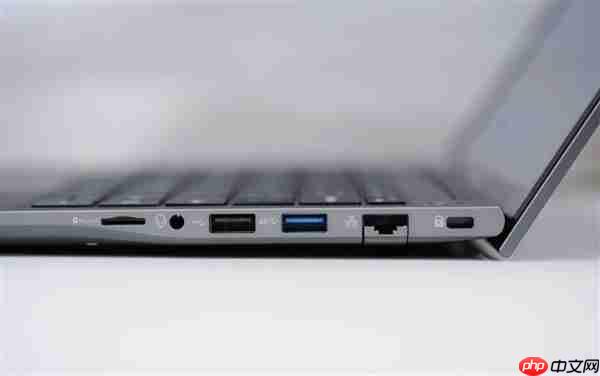 首发仅2899元 奥睿科Obook超能笔记本图赏