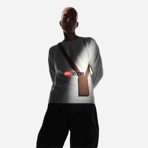 iPhone Pocket亮相 一体式三维编织构造设计1299元起