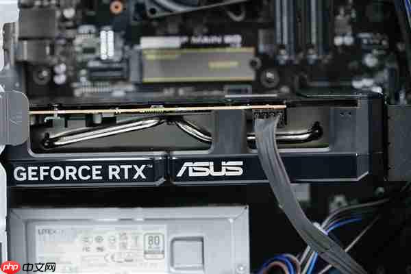 侧透面板+炫彩光带！华硕天选6X台式机图赏