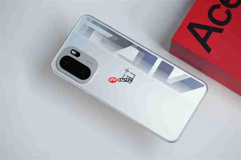 同档唯一165Hz！一加Ace 6评测体验：打游戏的不二之选