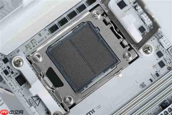 支持10000MT/s内存！微星MPG X870I EDGE TI EVO WIFI主板图赏