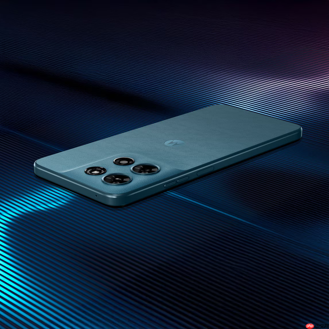 摩托罗拉发布两款LCD新机：moto g（2026）、moto g play（2026）