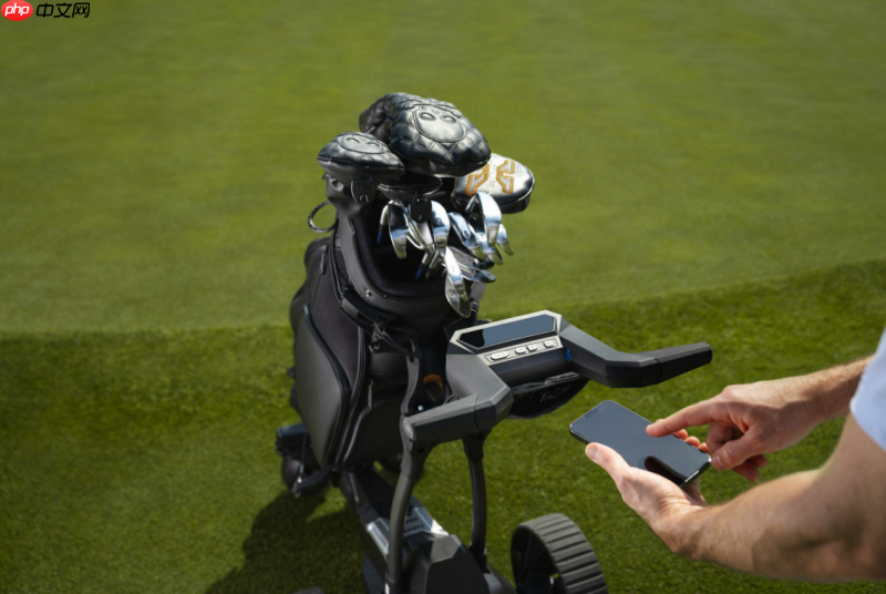 NAVEE助力成都高协联盟赛，智能球包车捐赠拍卖赋能青少年公益