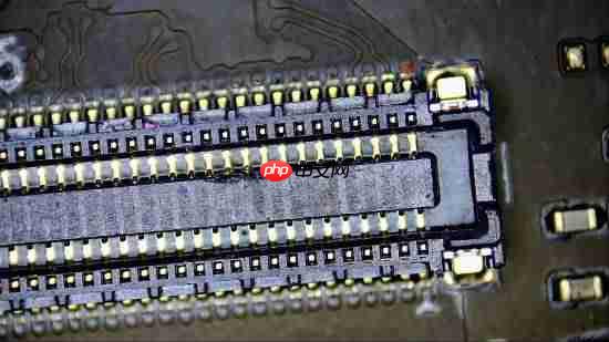 严重警告！RTX 5090绝对不要拆开 坏了根本没法修