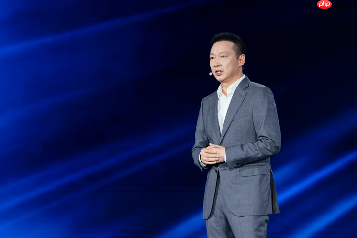 万事找YOYO：荣耀MagicOS 10用系统革命，重塑AI OS智慧交互新体验