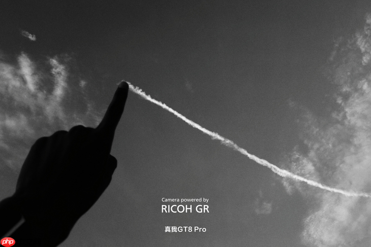 搭载理光GR影像系统，“街拍神器”真我GT8 Pro正式发布，3999元起