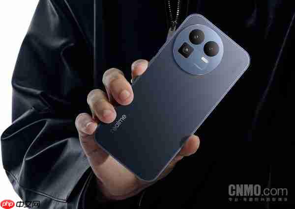 真我GT8系列亮点全解析：标准版越级满配 Pro版打造街拍神器