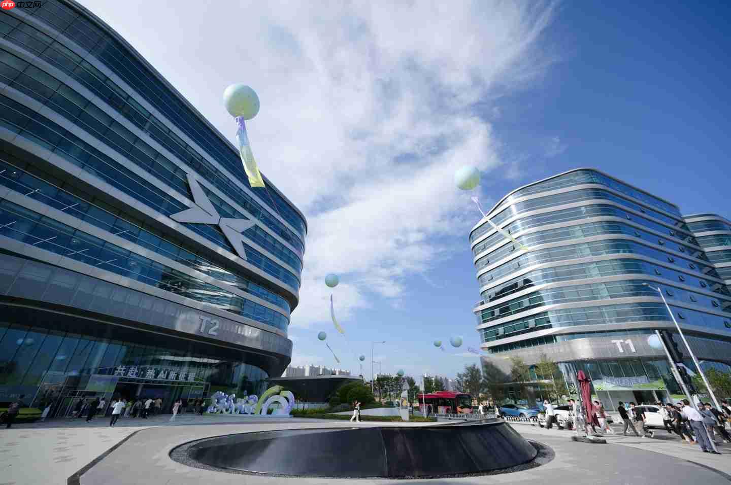 小鹏汽车新总部在广州正式启用：40 万平面积、2 万平餐厅