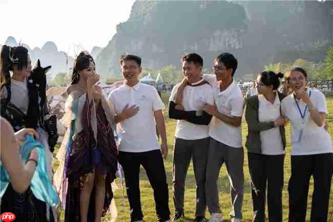 玩真的！中越边境嘉年华秒变“东盟朋友圈”大聚会，国风COSER成破冰使者