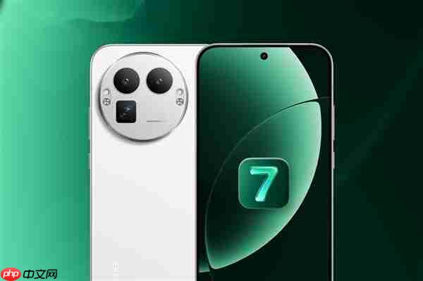 真我GT8 Pro行业首创机械拼装设计：外观颠覆行业