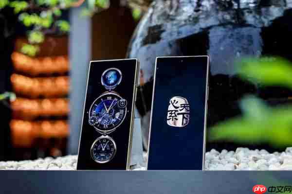 智汇风雅 臻启新章 心系天下三星W26全渠道开售