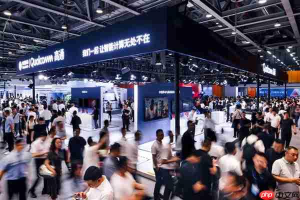 高通亮相2025中国移动全球合作伙伴大会：合创智启未来 共赢AI+时代