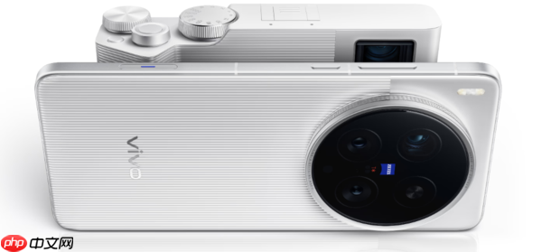 手机影像格局生变：旗舰机集体放弃一英寸主摄的背后