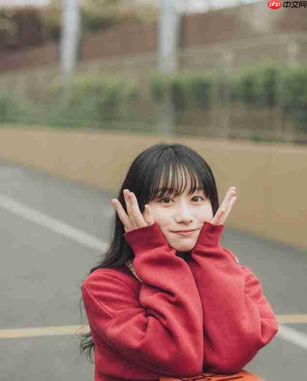 《寂静岭f》美女脸模晒与PS5光盘合照 很漂亮