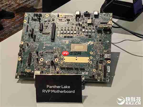 Intel Panther Lake首次公开演示：功耗之低 难以置信！