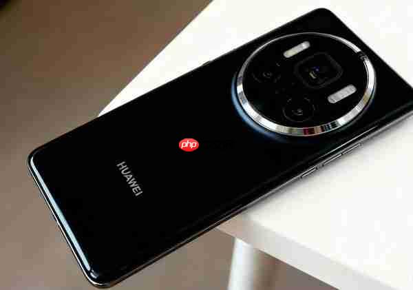 疑似华为Mate 80系列外观设计曝光 镜头设计改动明显！