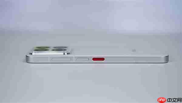 行业唯一四等边白面板！魅族22图赏