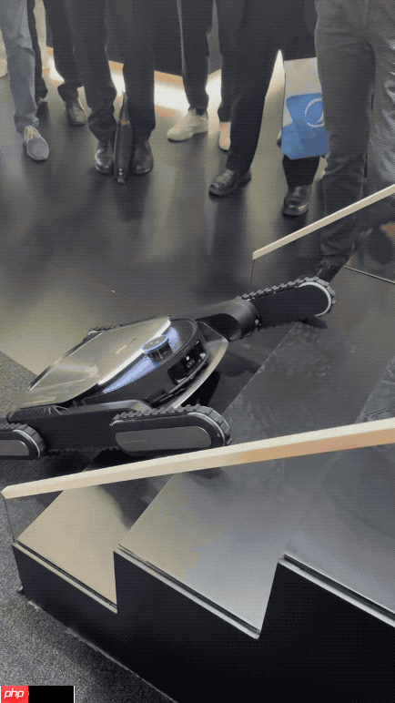 IFA2025情绪价值彻底爆了，长虹海信追觅们开卖 “生活方式”