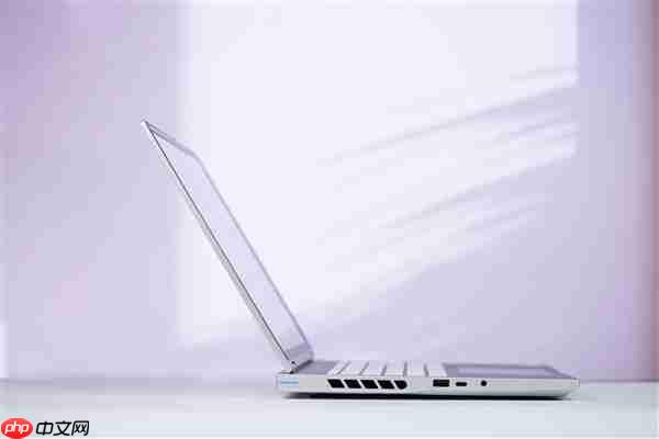 锐龙9 9850HX仅7999元！七彩虹MEOW橘宝R16 Ultra游戏本图赏