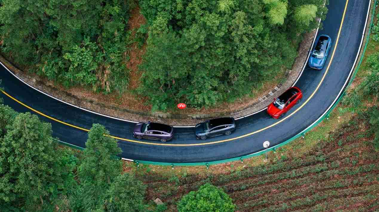 余承东尹同跃签约智界战略2.0协议，华为主导智界战略决策