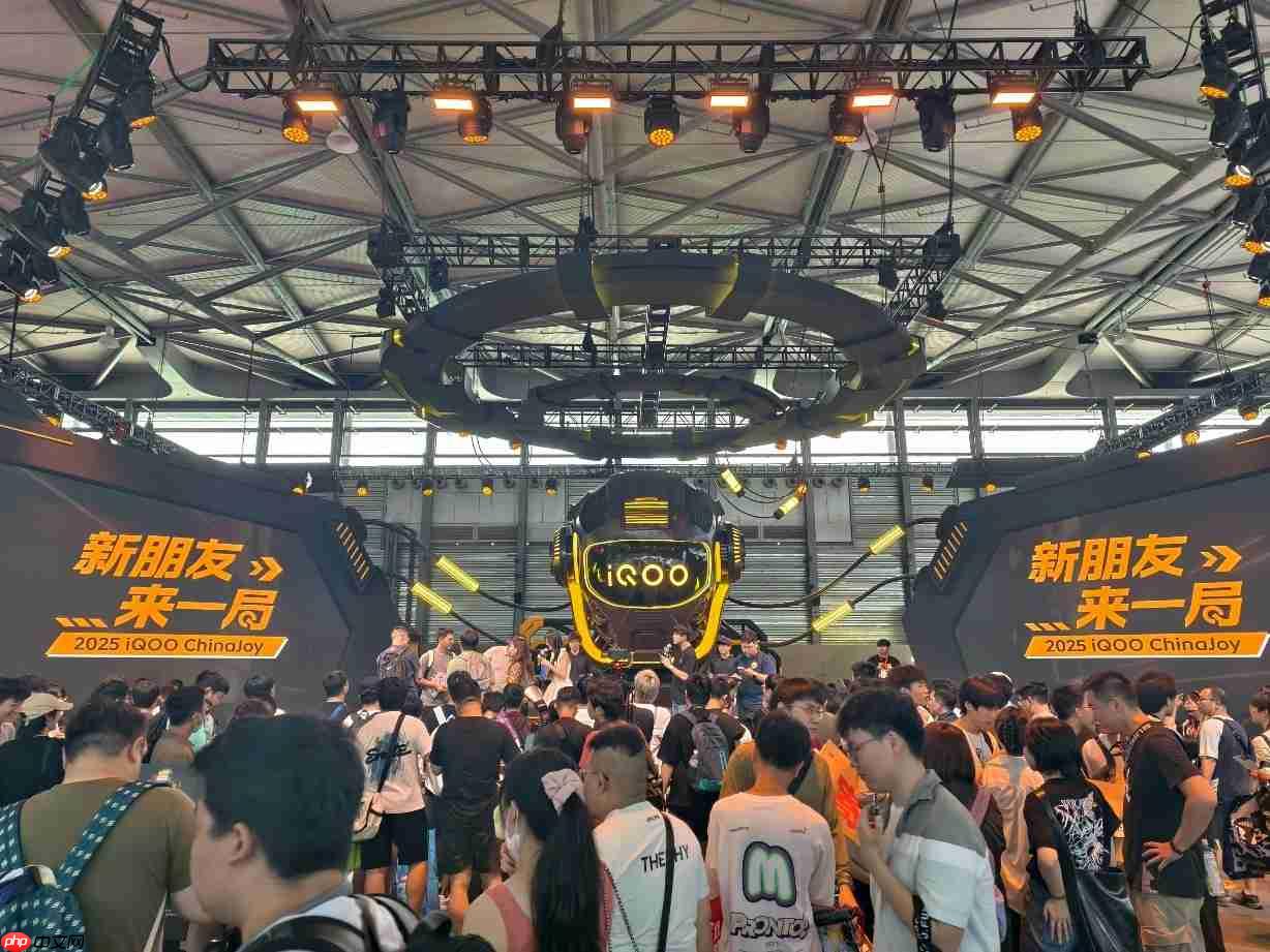 iQOO亮相2025 ChinaJoy！科技与娱乐共筑沉浸式体验现场！
