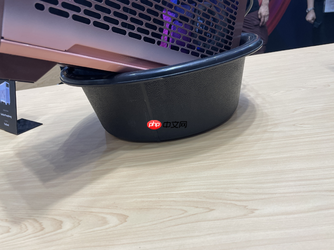 《黑神话》主题太帅了！PC科技展超酷炫MOD机箱欣赏