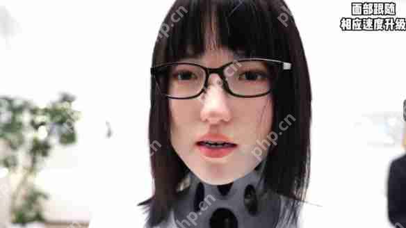 松延动力新一代仿生女机器人推出！面部表情很逼真！