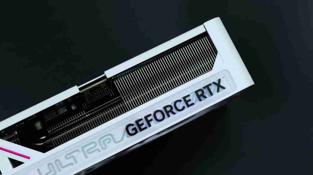 新一代4K游戏利器：七彩虹iGame GeForce RTX 5080 Ultra W OC 16GB评测