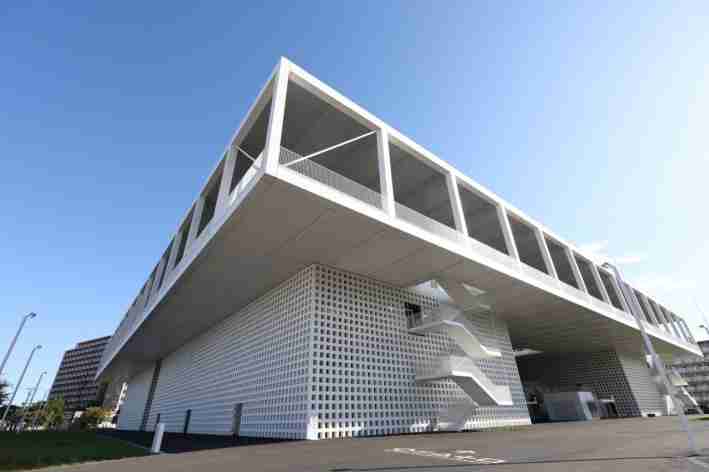 佳能发布恒定F2.8光圈轻量化超广角变焦镜头RF16-28mm F2.8 IS STM