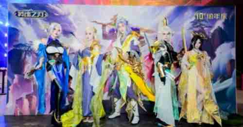 《英魂之刃》十周年盛典圆满收官：燃情十载华章，共铸英魂荣耀！