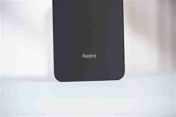 499元超低价神机！Redmi 14C图赏