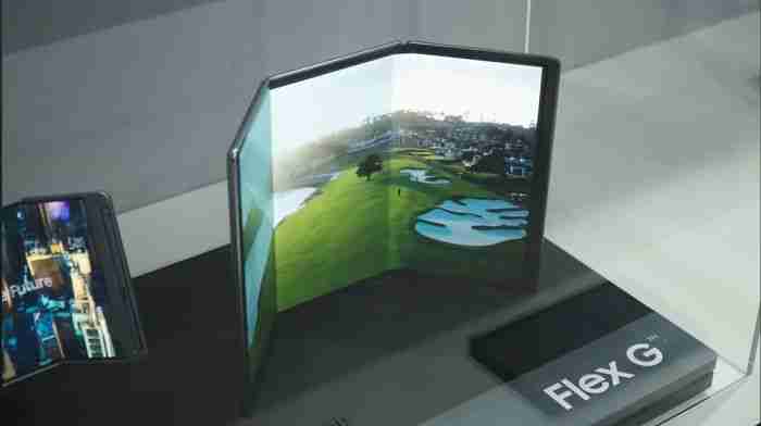 三星三折叠手机曝光：往内双折、展开 10 英寸，单屏 / 三屏使用，有望 2025 年发布