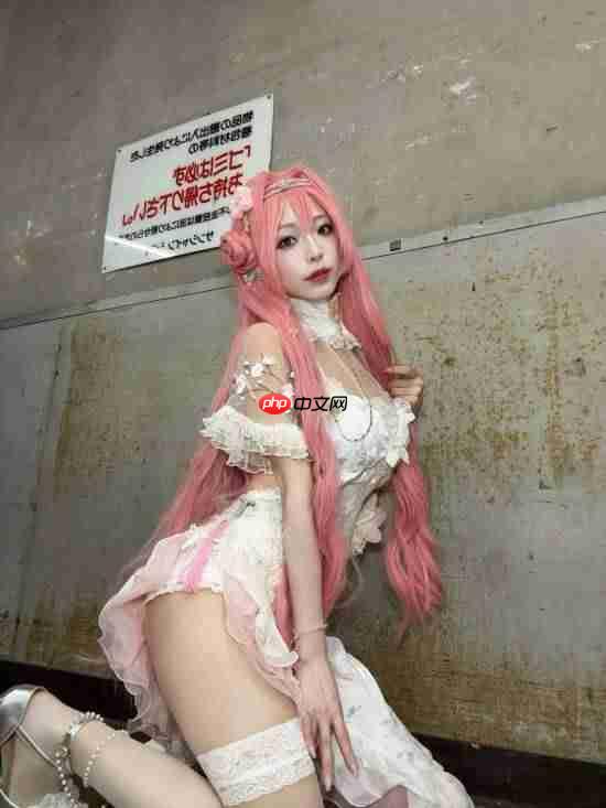 日本美女姐姐COS分享