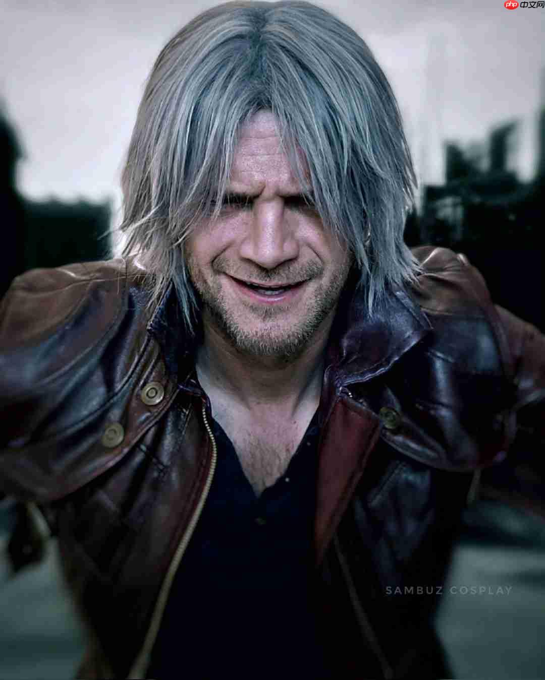 皮衣配圣诞帽！意大利Coser演绎《鬼泣5》圣诞但丁