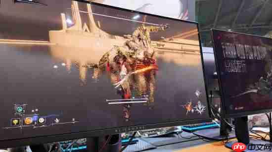 国产《无限机兵》试玩：新Boss雷电女剑士骑四臂异形