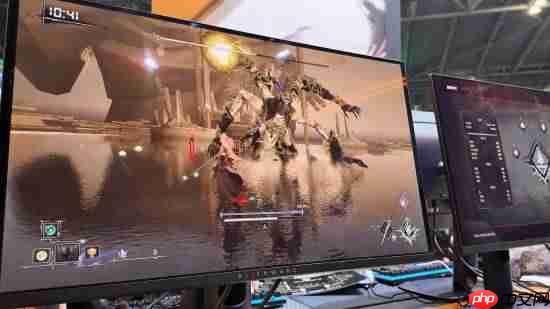 国产《无限机兵》试玩：新Boss雷电女剑士骑四臂异形