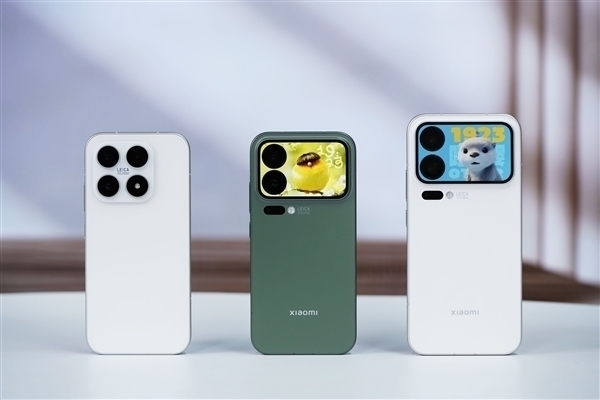 标准版史上第一次！小米18全系搭载3倍潜望长焦