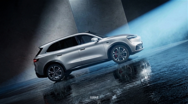 鸿蒙智行终于开始重视年轻化 问界M6或将成为下一个爆款